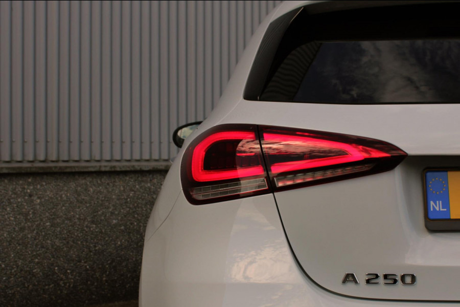 Mercedes-Benz A-Klasse A 250 Aut. AMG Line Memory, Burmester, 360
