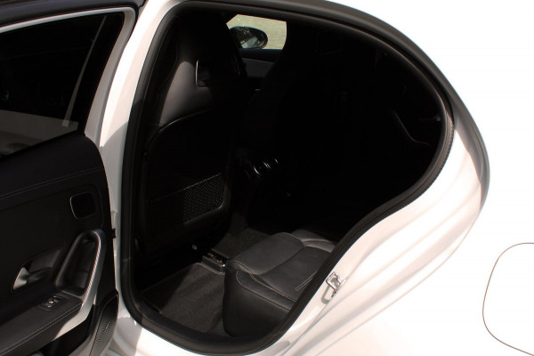 Mercedes-Benz A-Klasse A 250 Aut. AMG Line Memory, Burmester, 360