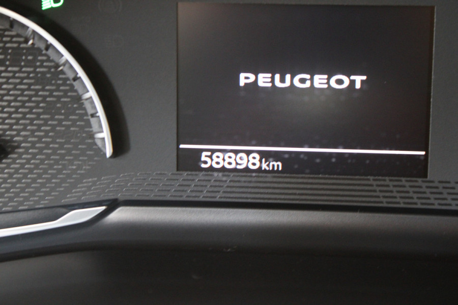 Peugeot 208 1.2 PureTech Active Pack |Navi|Carplay|