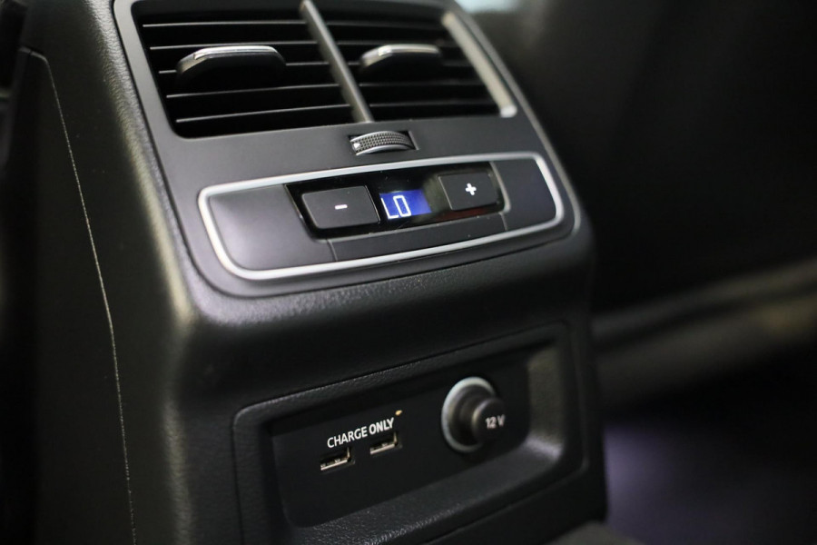 Audi A5 SPORTBACK 40 TFSI RS5 Look / RS Zetels / Digital Cockpit / Massage / Elek Stoelen / 360 Camera / Open Pano / Matrix / 20 I