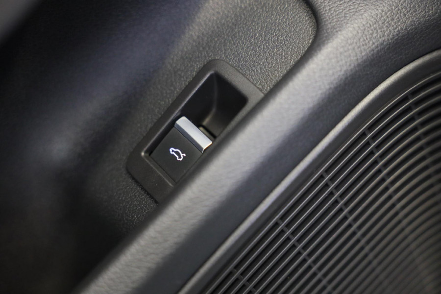 Audi A5 SPORTBACK 40 TFSI RS5 Look / RS Zetels / Digital Cockpit / Massage / Elek Stoelen / 360 Camera / Open Pano / Matrix / 20 I
