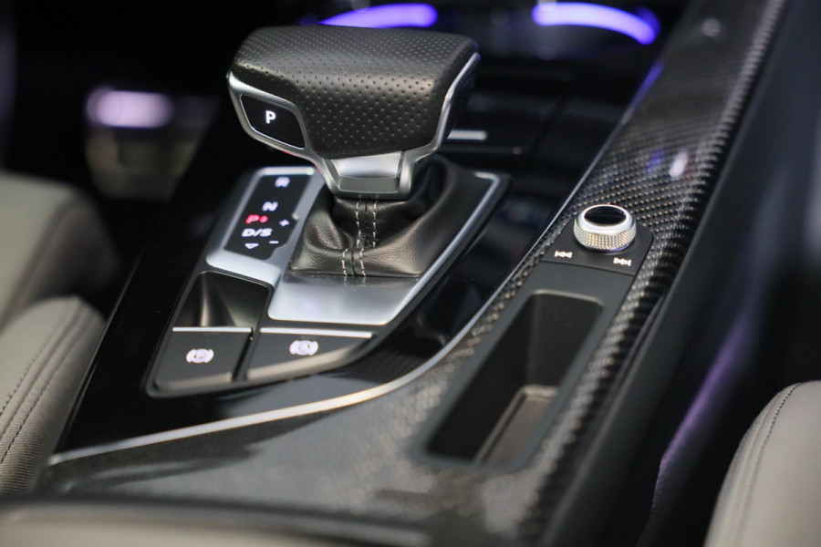 Audi A5 SPORTBACK 40 TFSI RS5 Look / RS Zetels / Digital Cockpit / Massage / Elek Stoelen / 360 Camera / Open Pano / Matrix / 20 I