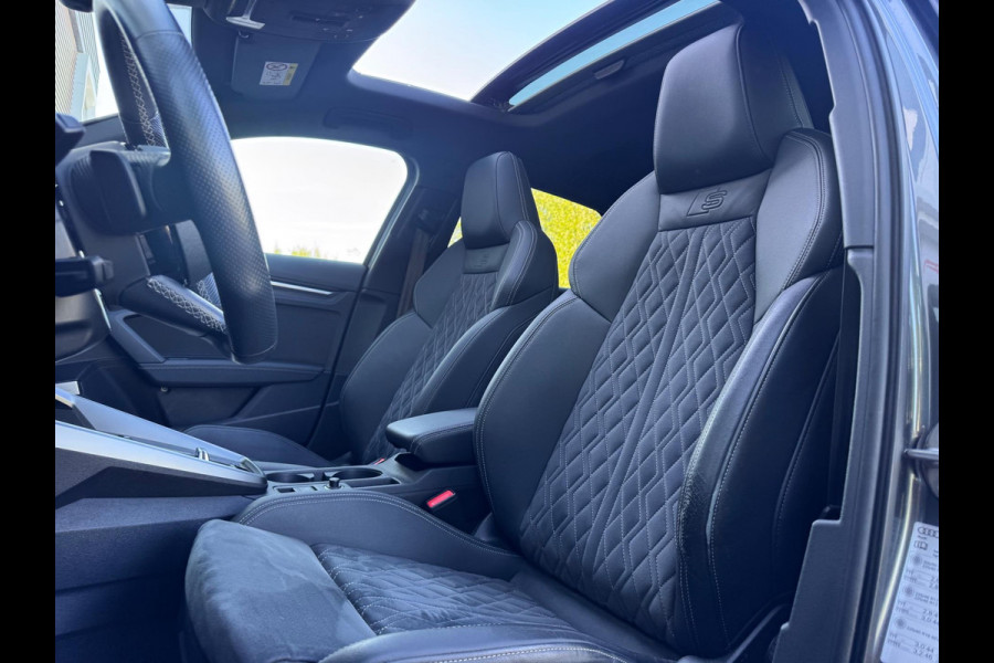 Audi A3 Sportback 45 TFSI e S edition Competition B&O/RS zetels/Pano