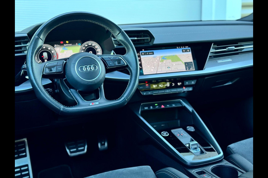 Audi A3 Sportback 45 TFSI e S edition Competition B&O/RS zetels/Pano