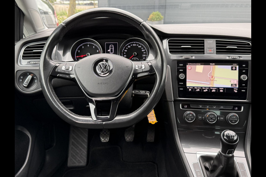 Volkswagen Golf 1.0 TSI Comfortline Navi,Clima,Cruise,Pdc V+A,6 Bak,110pk,Lm velgen,N.A.P,Recent beurt gehad,Apk tot 05-2026
