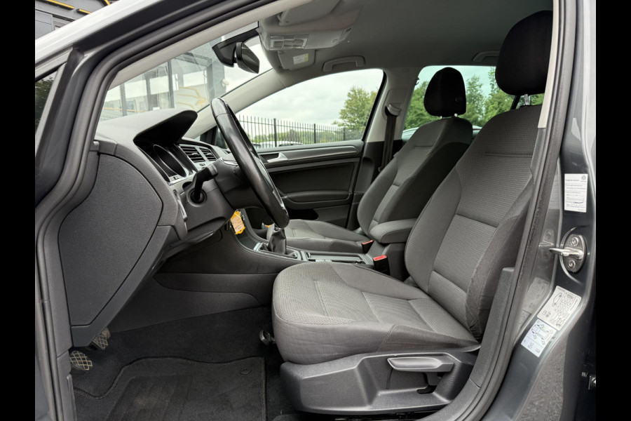 Volkswagen Golf 1.0 TSI Comfortline Navi,Clima,Cruise,Pdc V+A,6 Bak,110pk,Lm velgen,N.A.P,Recent beurt gehad,Apk tot 05-2026