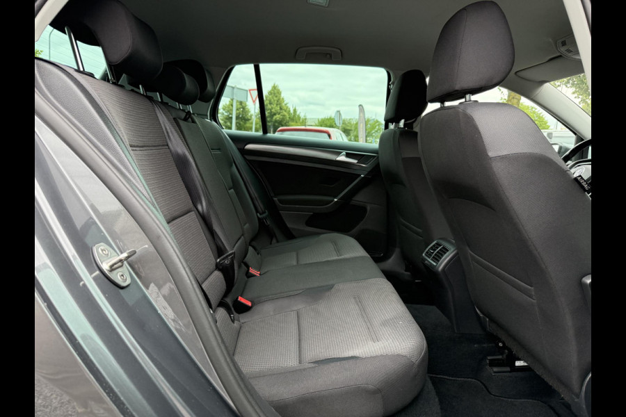 Volkswagen Golf 1.0 TSI Comfortline Navi,Clima,Cruise,Pdc V+A,6 Bak,110pk,Lm velgen,N.A.P,Recent beurt gehad,Apk tot 05-2026