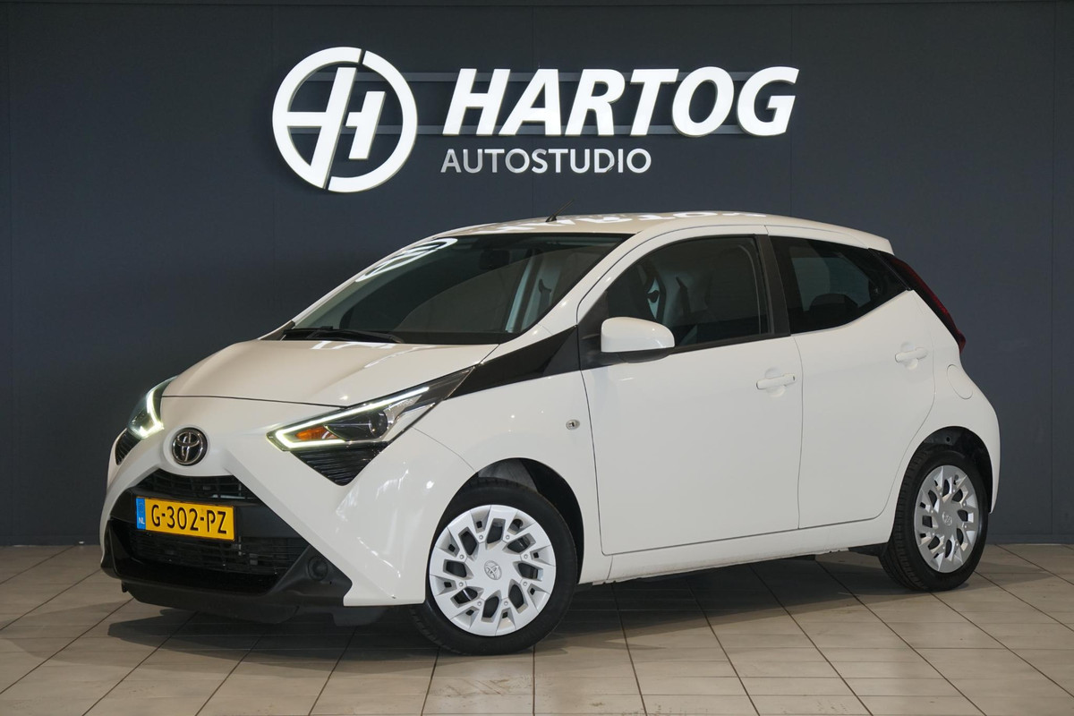 Toyota Aygo 1.0 VVT-i x-play limited + CAMERA / APPLE CARPLAY Toyota Aygo 1.0 VVT-i x-play limited + CAMERA / APPLE CARPLAY
