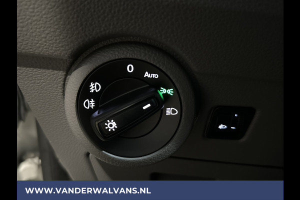 Volkswagen Transporter 2.0 TDI L2H1 Euro6 Airco | Apple Carplay | Cruisecontrol | Camera | Trekhaak Android auto, Parkeersensoren,
