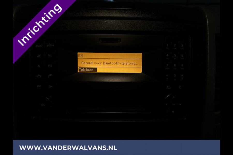 Mercedes-Benz Sprinter 316 CDI 164pk L2H2 inrichting Euro6 Airco | 2800kg Trekhaak | Cruisecontrol | Chauffeursstoel Parkeersensoren, multifunctioneel stuurwiel