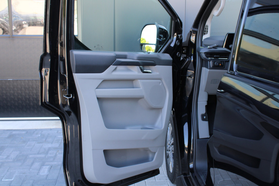 Ford Transit Custom 320 2.0 TDCI L2H1 Limited 170pk - Adaptive Cruise - Blind spot - Navigatie - Camera - Draadloos laden - Rijklaar