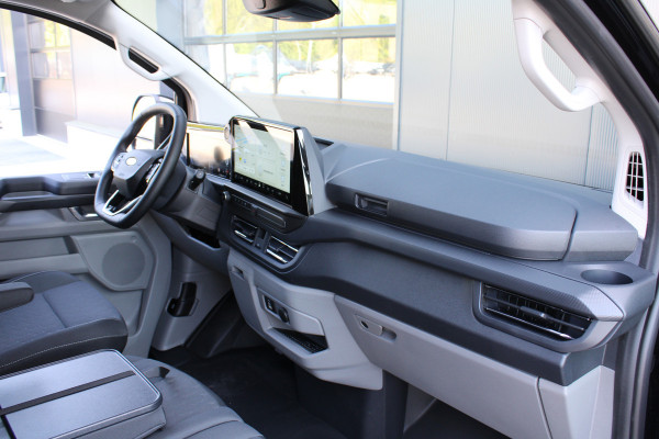 Ford Transit Custom 320 2.0 TDCI L2H1 Limited 170pk - Adaptive Cruise - Blind spot - Navigatie - Camera - Draadloos laden - Rijklaar