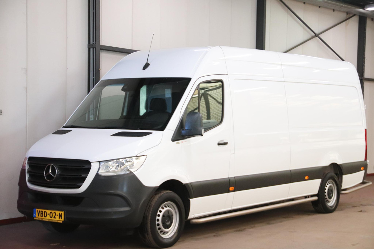 Mercedes-Benz Sprinter 316 2.2 CDI AUTOMAAT L3H2 3500KG TREKVERMOGEN Mercedes-Benz Sprinter 316 2.2 CDI AUTOMAAT L3H2 3500KG TREKVERMOGEN