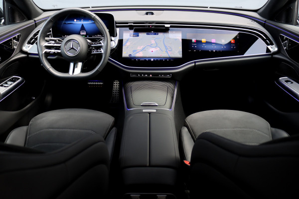Mercedes-Benz E-Klasse 300 de AMG Line Aut9 | Hyperscreen | Distronic | Trekhaak | Verwarmd Stuurwiel | Keyless Go | Camera | Zitcomfortpakket | Nightpakket |