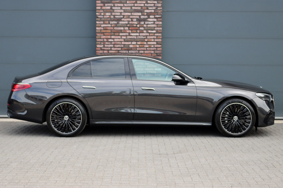 Mercedes-Benz E-Klasse 300 de AMG Line Aut9 | Hyperscreen | Distronic | Trekhaak | Verwarmd Stuurwiel | Keyless Go | Camera | Zitcomfortpakket | Nightpakket |