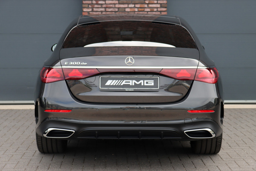 Mercedes-Benz E-Klasse 300 de AMG Line Aut9 | Hyperscreen | Distronic | Trekhaak | Verwarmd Stuurwiel | Keyless Go | Camera | Zitcomfortpakket | Nightpakket |