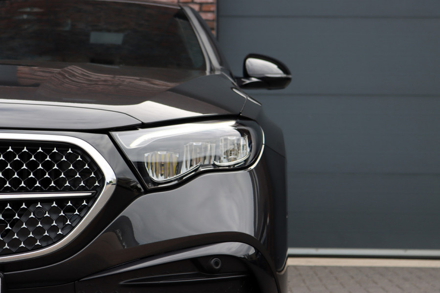 Mercedes-Benz E-Klasse 300 de AMG Line Aut9 | Hyperscreen | Distronic | Trekhaak | Verwarmd Stuurwiel | Keyless Go | Camera | Zitcomfortpakket | Nightpakket |