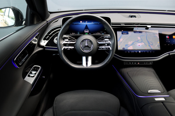 Mercedes-Benz E-Klasse 300 de AMG Line Aut9 | Hyperscreen | Distronic | Trekhaak | Verwarmd Stuurwiel | Keyless Go | Camera | Zitcomfortpakket | Nightpakket |