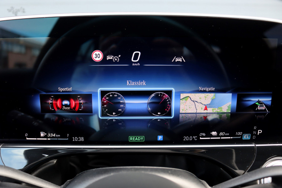 Mercedes-Benz E-Klasse 300 de AMG Line Aut9 | Hyperscreen | Distronic | Trekhaak | Verwarmd Stuurwiel | Keyless Go | Camera | Zitcomfortpakket | Nightpakket |