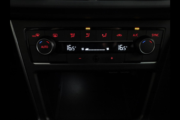 Volkswagen Polo 1.0 TSI Highline 95 PK | Navigatie | Parkeersensoren | Digitaal dashboard