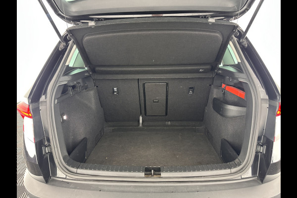 Škoda Karoq 1.5 TSI ACT Business Edition Aut. *PANO | LEATHER-ALCANTARA  | FULL-LED | NAVI-FULLMAP | KEYLESS | COMFORT-SEATS | CAMERA | DAB+ | ECC | HEATED-SEATS | PDC | CRUISE  | TOWBAR | CARPLAY | 18''ALU*