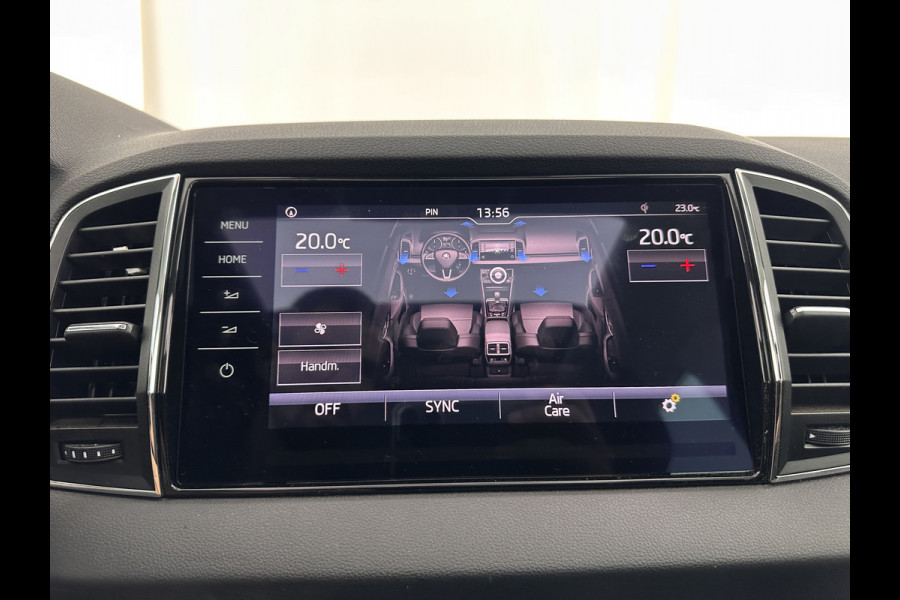 Škoda Karoq 1.5 TSI ACT Business Edition Aut. *PANO | LEATHER-ALCANTARA  | FULL-LED | NAVI-FULLMAP | KEYLESS | COMFORT-SEATS | CAMERA | DAB+ | ECC | HEATED-SEATS | PDC | CRUISE  | TOWBAR | CARPLAY | 18''ALU*