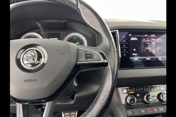 Škoda Karoq 1.5 TSI ACT Business Edition Aut. *PANO | LEATHER-ALCANTARA  | FULL-LED | NAVI-FULLMAP | KEYLESS | COMFORT-SEATS | CAMERA | DAB+ | ECC | HEATED-SEATS | PDC | CRUISE  | TOWBAR | CARPLAY | 18''ALU*