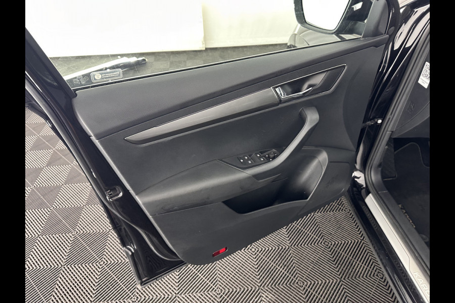 Škoda Karoq 1.5 TSI ACT Business Edition Aut. *PANO | LEATHER-ALCANTARA  | FULL-LED | NAVI-FULLMAP | KEYLESS | COMFORT-SEATS | CAMERA | DAB+ | ECC | HEATED-SEATS | PDC | CRUISE  | TOWBAR | CARPLAY | 18''ALU*