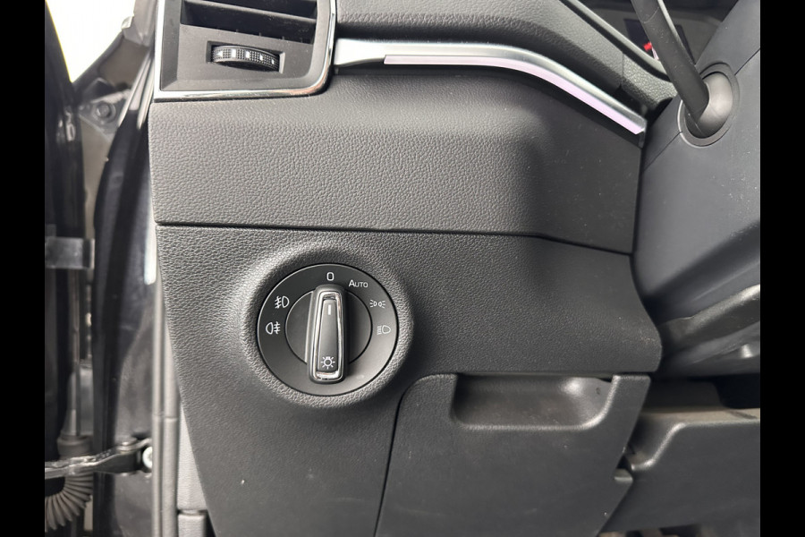 Škoda Karoq 1.5 TSI ACT Business Edition Aut. *PANO | LEATHER-ALCANTARA  | FULL-LED | NAVI-FULLMAP | KEYLESS | COMFORT-SEATS | CAMERA | DAB+ | ECC | HEATED-SEATS | PDC | CRUISE  | TOWBAR | CARPLAY | 18''ALU*