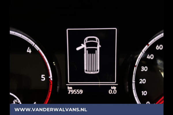 Volkswagen Transporter 2.0 TDI 150pk L2H1 Euro6 Airco | 2500kg Trekhaak | 2x Zijdeur | Camera | Bijrijdersbank | Navigatie Apple carplay, android auto, cruisecontrol, parkeersensoren