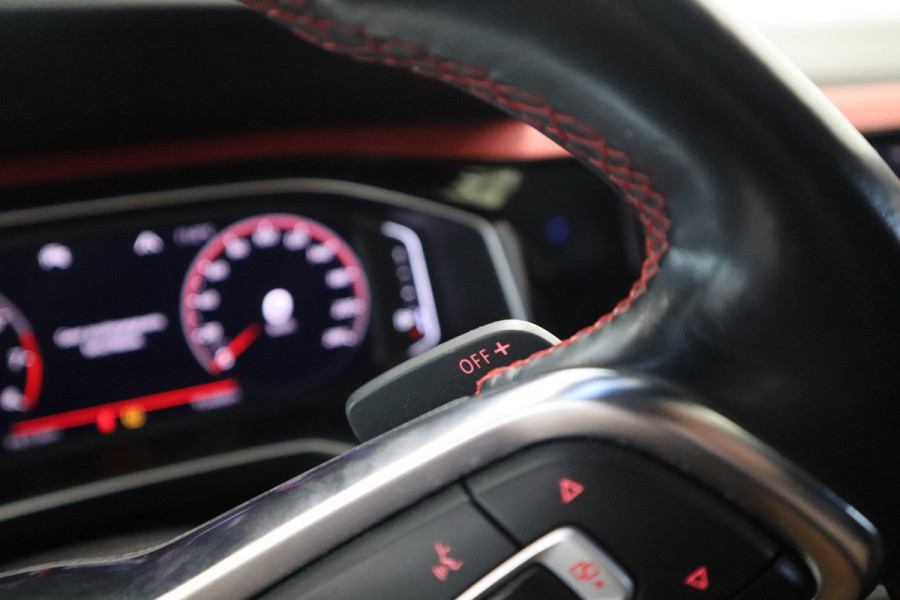 Volkswagen Polo 2.0 TSI GTI Adaptive-Cruise 18''lmv Panoramadak NL-Auto 24 maanden garantie mogelijk (*vraag naar de voorwaarden)