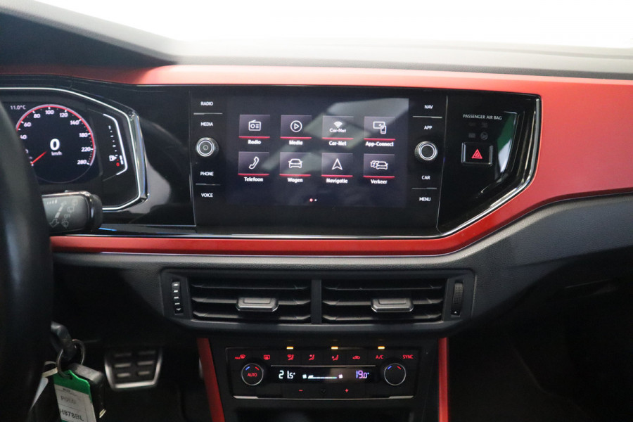 Volkswagen Polo 2.0 TSI GTI Adaptive-Cruise 18''lmv Panoramadak NL-Auto 24 maanden garantie mogelijk (*vraag naar de voorwaarden)