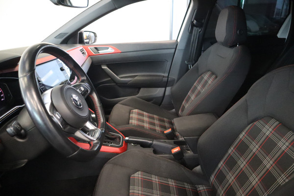 Volkswagen Polo 2.0 TSI GTI Adaptive-Cruise 18''lmv Panoramadak NL-Auto 24 maanden garantie mogelijk (*vraag naar de voorwaarden)