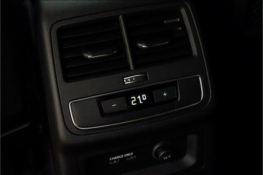 Audi A4 Avant 35 TFSI S Line 150PK Navi Camera Cruise ECC