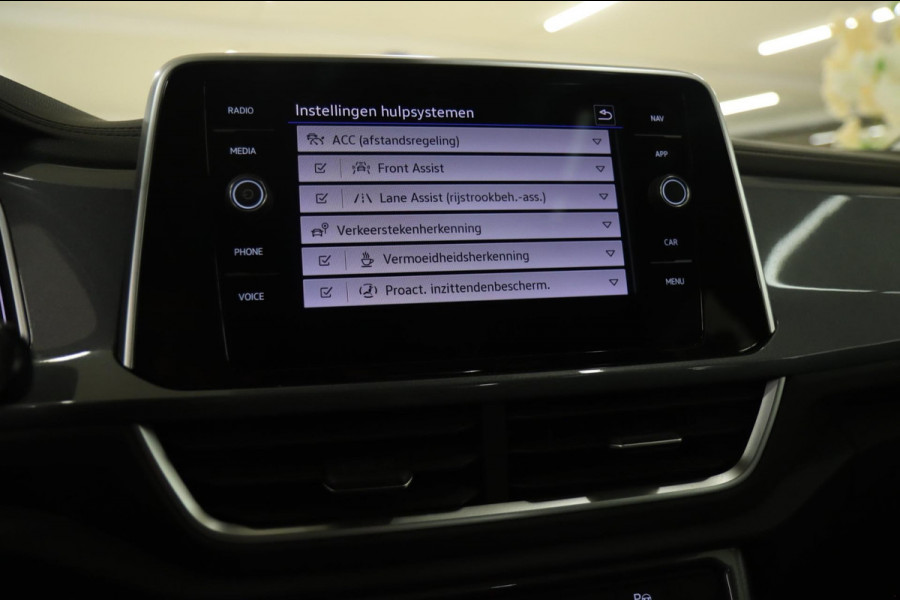 Volkswagen T-Roc 1.5 TSI Life/PANO/KEYLESS/ACC/LANE ASSIST/STOELVER/VOL