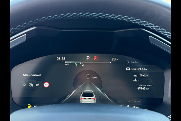 Lynk & Co 01 1.5 PLUGIN HYBRID / PANORAMADAK / CRUISE / CAMERA / NAVI / CARPLAY / ELEKTR. KLEP / DRAADL LADER / ECC / PDC