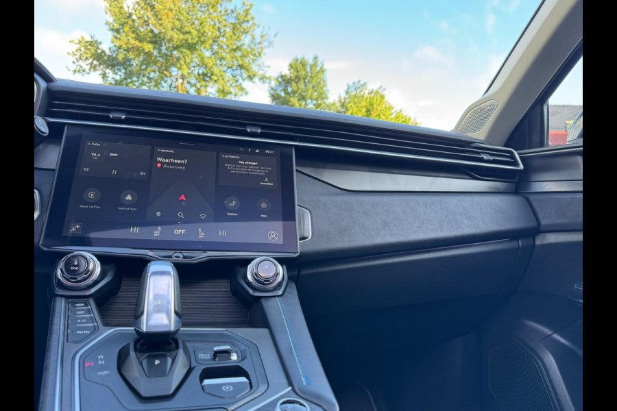 Lynk & Co 01 1.5 PLUGIN HYBRID / PANORAMADAK / CRUISE / CAMERA / NAVI / CARPLAY / ELEKTR. KLEP / DRAADL LADER / ECC / PDC