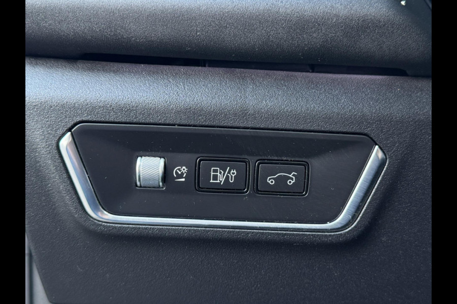 Lynk & Co 01 1.5 PLUGIN HYBRID / PANORAMADAK / CRUISE / CAMERA / NAVI / CARPLAY / ELEKTR. KLEP / DRAADL LADER / ECC / PDC