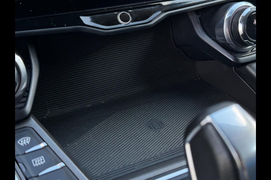 Lynk & Co 01 1.5 PLUGIN HYBRID / PANORAMADAK / CRUISE / CAMERA / NAVI / CARPLAY / ELEKTR. KLEP / DRAADL LADER / ECC / PDC
