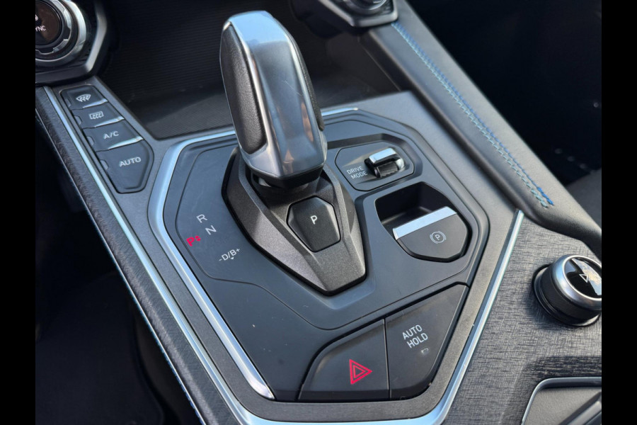 Lynk & Co 01 1.5 PLUGIN HYBRID / PANORAMADAK / CRUISE / CAMERA / NAVI / CARPLAY / ELEKTR. KLEP / DRAADL LADER / ECC / PDC