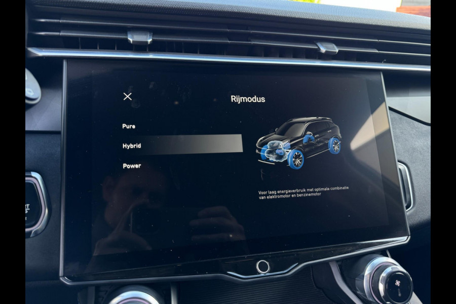 Lynk & Co 01 1.5 PLUGIN HYBRID / PANORAMADAK / CRUISE / CAMERA / NAVI / CARPLAY / ELEKTR. KLEP / DRAADL LADER / ECC / PDC