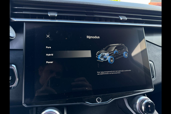 Lynk & Co 01 1.5 PLUGIN HYBRID / PANORAMADAK / CRUISE / CAMERA / NAVI / CARPLAY / ELEKTR. KLEP / DRAADL LADER / ECC / PDC