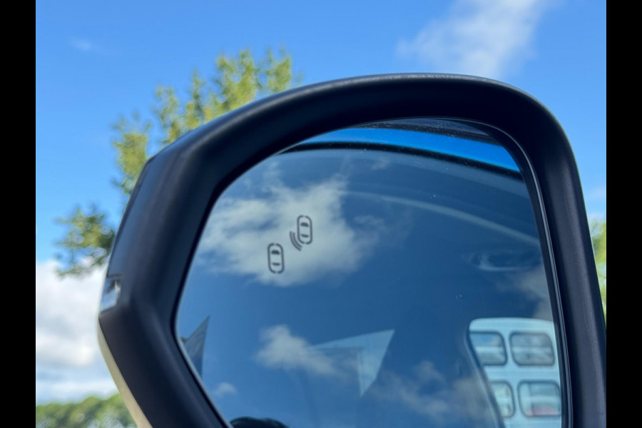 Lynk & Co 01 1.5 PLUGIN HYBRID / PANORAMADAK / CRUISE / CAMERA / NAVI / CARPLAY / ELEKTR. KLEP / DRAADL LADER / ECC / PDC