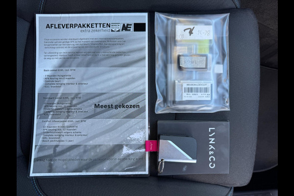 Lynk & Co 01 1.5 PLUGIN HYBRID / PANORAMADAK / CRUISE / CAMERA / NAVI / CARPLAY / ELEKTR. KLEP / DRAADL LADER / ECC / PDC