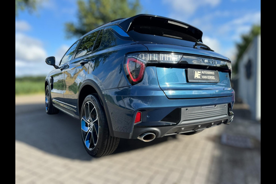 Lynk & Co 01 1.5 PLUGIN HYBRID / PANORAMADAK / CRUISE / CAMERA / NAVI / CARPLAY / ELEKTR. KLEP / DRAADL LADER / ECC / PDC
