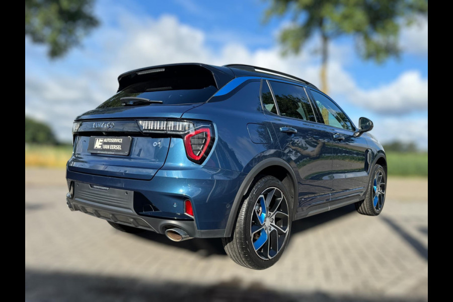 Lynk & Co 01 1.5 PLUGIN HYBRID / PANORAMADAK / CRUISE / CAMERA / NAVI / CARPLAY / ELEKTR. KLEP / DRAADL LADER / ECC / PDC