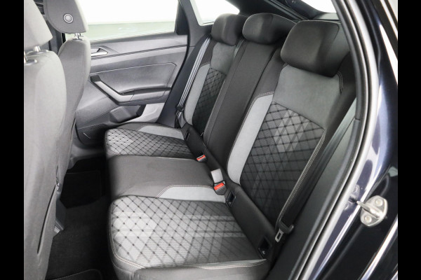 Volkswagen Taigo 1.0 TSI R-Line 116 pk Automaat (DSG) | Verlengde garantie | Navigatie via App | Parkeersensoren | LED koplampen | Black Style pakket | R-Line |