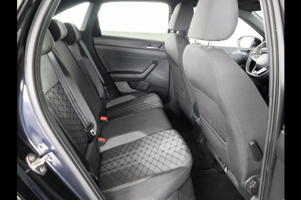 Volkswagen Taigo 1.0 TSI R-Line 116 pk Automaat (DSG) | Verlengde garantie | Navigatie via App | Parkeersensoren | LED koplampen | Black Style pakket | R-Line |