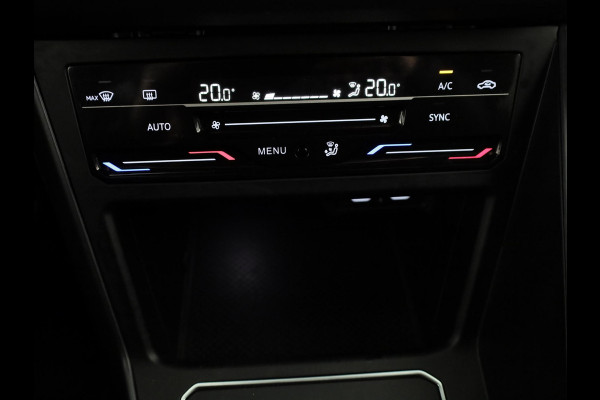 Volkswagen Taigo 1.0 TSI R-Line 116 pk Automaat (DSG) | Verlengde garantie | Navigatie via App | Parkeersensoren | LED koplampen | Black Style pakket | R-Line |