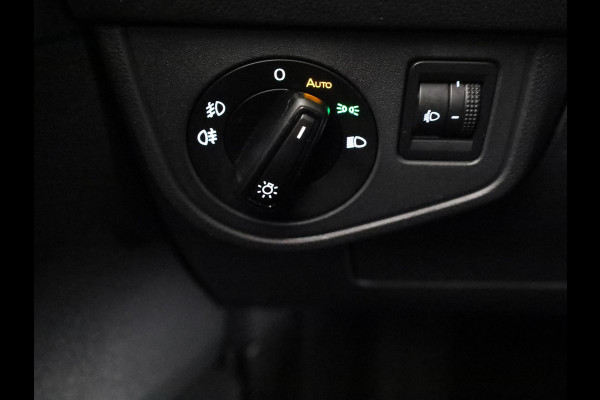 Volkswagen Taigo 1.0 TSI R-Line 116 pk Automaat (DSG) | Verlengde garantie | Navigatie via App | Parkeersensoren | LED koplampen | Black Style pakket | R-Line |